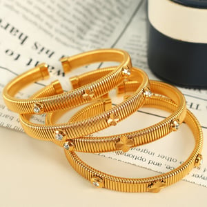 1 Piece Simple Series Mini Clover Stainless Steel  Gold Color Rhinestone Women's Bangles h5 Picture3